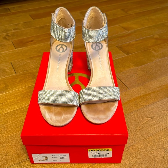 The Wishbone collection strass sandals - Picture 2 of 9